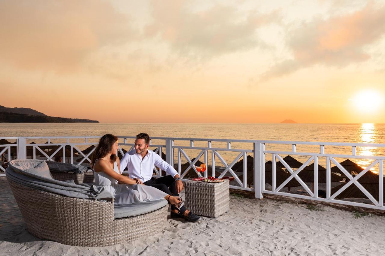 Voi Le Muse Essentia Hotel Zambrone Exterior photo